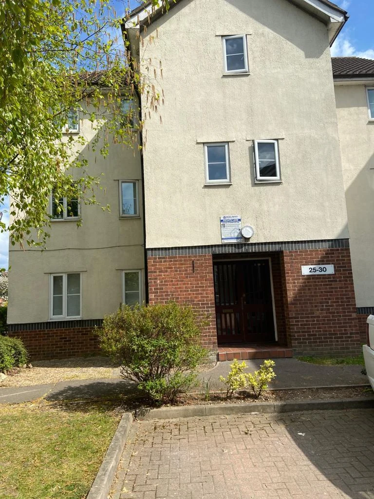 Mandeville Court, London (1)